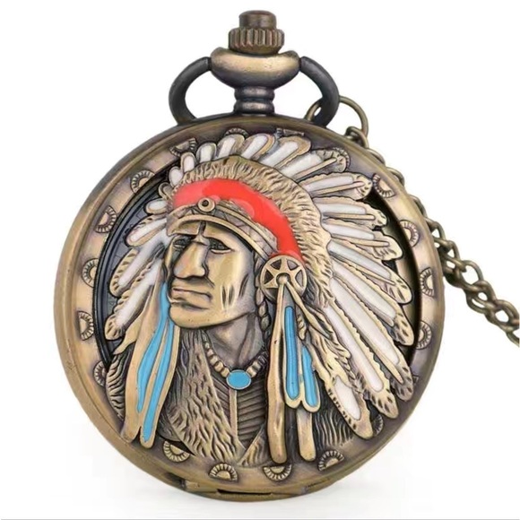 Pocket Watch Native American Traditional Headdress Hinged Flip Open Chain Pouch - Picture 1 of 12